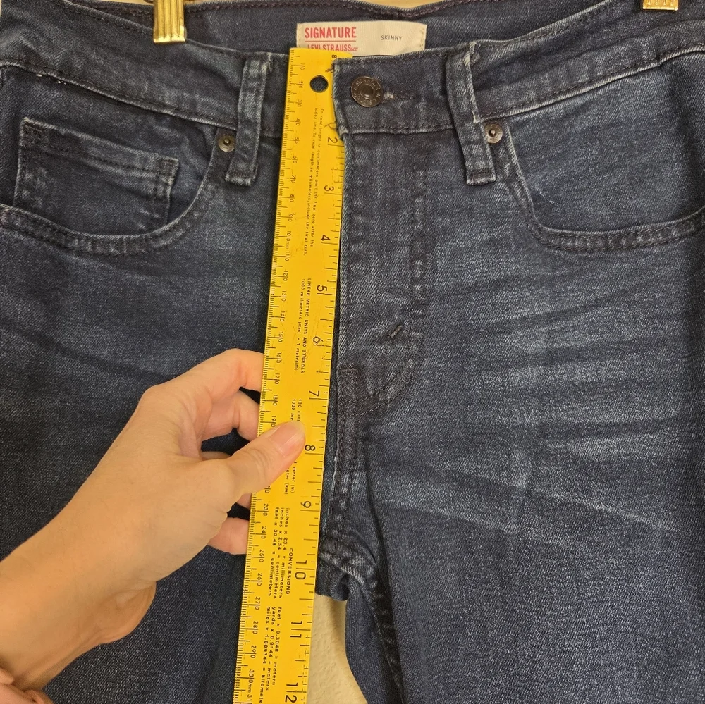 Levis Signature Skinny Jeans Dark Wash